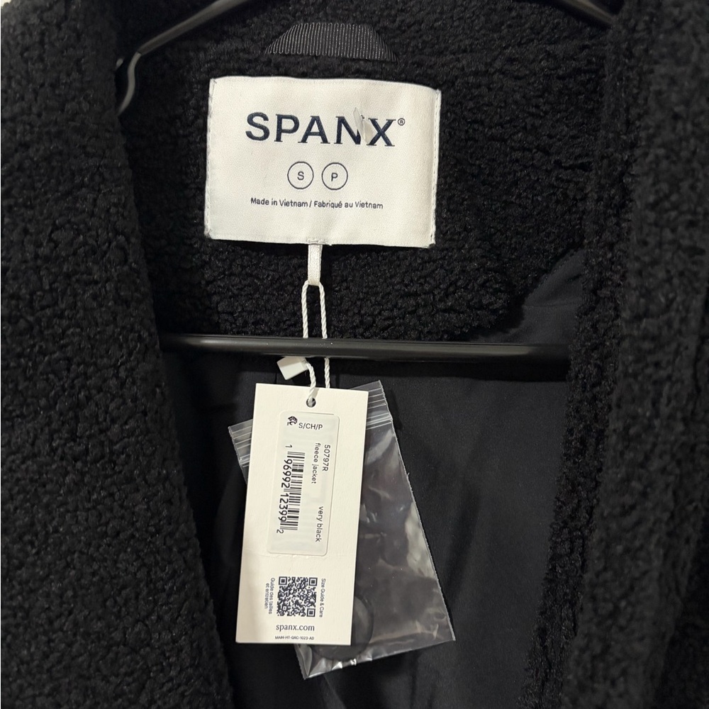 New Spanx Very Black one button Fleece Jacket - Womens size Small - Picture 2 of 4